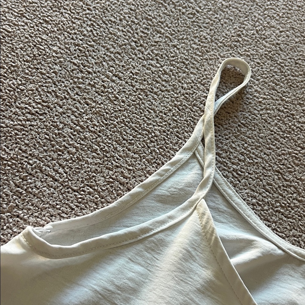Carly Jean Los Angeles - Women's Creamy White Button-Down Tank Top - Size Small - Picture 12 of 13